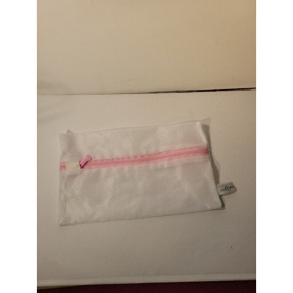 Baby Bliss Zip Up Pink And White Carrying Bag